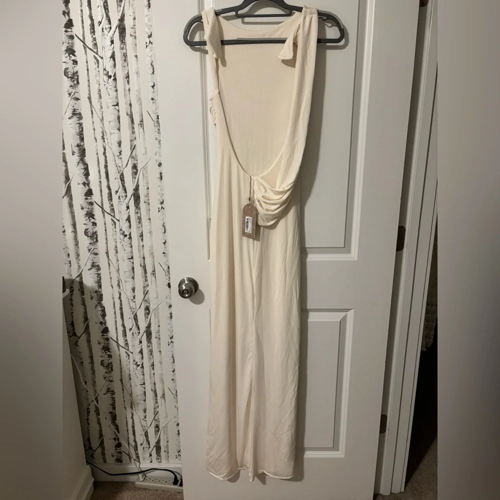 MESHKI Henley Slinky Drape Maxi Dress - Ivory Elegant Cream Evening Gown - Picture 7 of 7